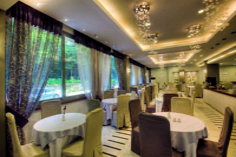 Arion Hotel 3*